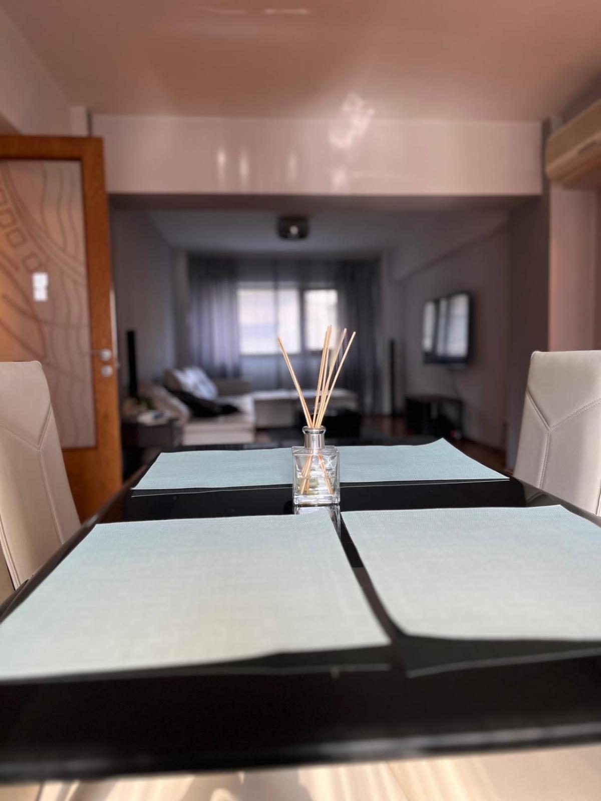 Apartment Romana 100 Sqm Deluxe Apartament Bucharest
